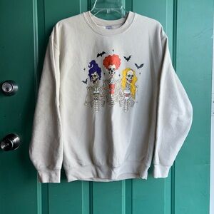 Gildan Women's medium Cream Skeleton Graphic Sweater